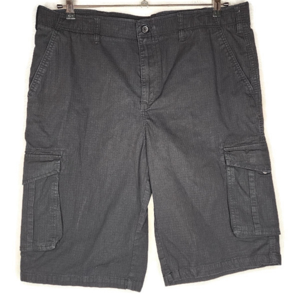 Zoo York Cargo Shorts in Black Size 36